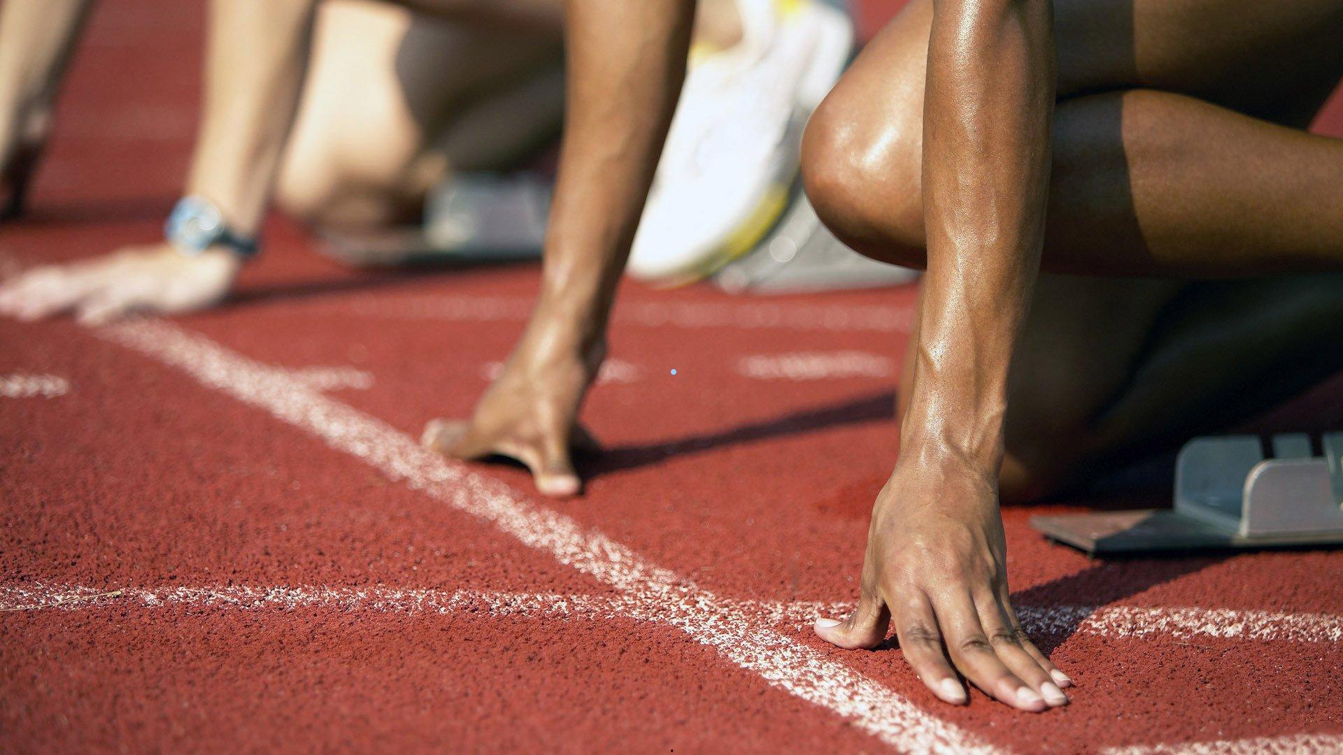  平台服务：中国足球的哲学追问，在传统与现代间铸就独特风格