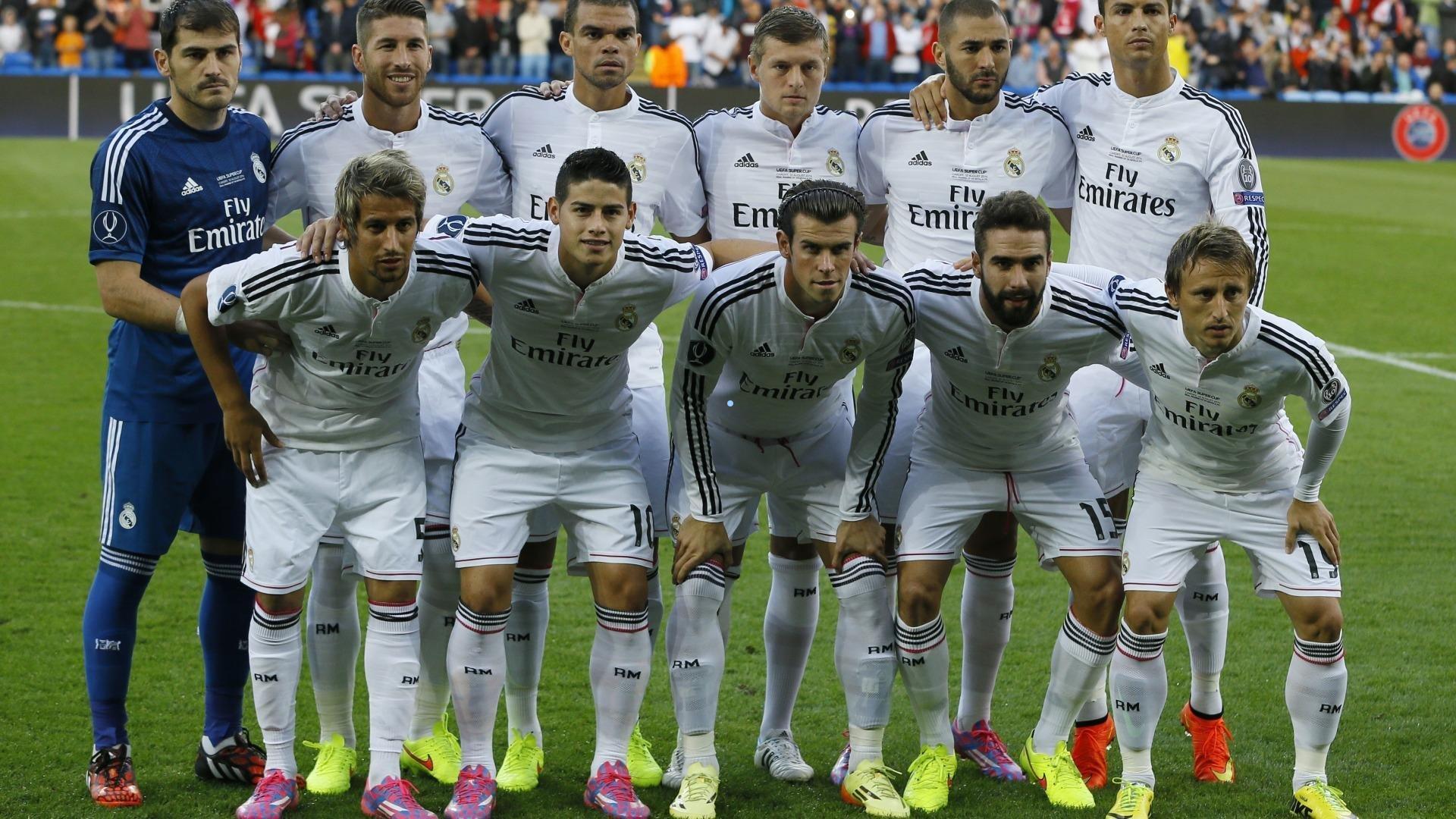  平台服务_领袖甘居替补席，神奇策略引领胜利新风潮